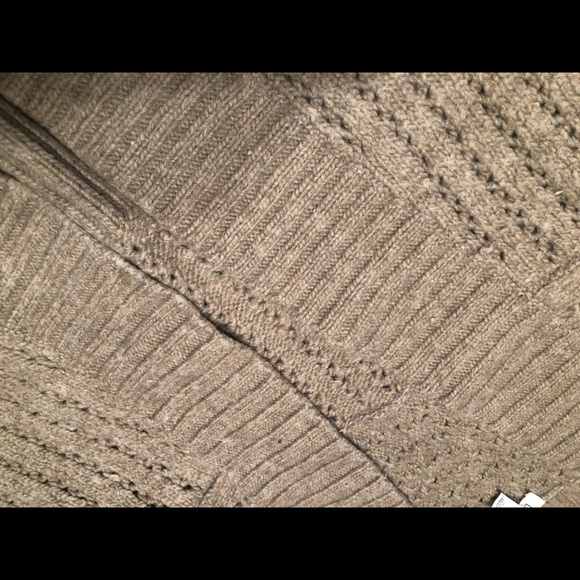 Ann Taylor LOFT chunky knit cardigan - Picture 4 of 5